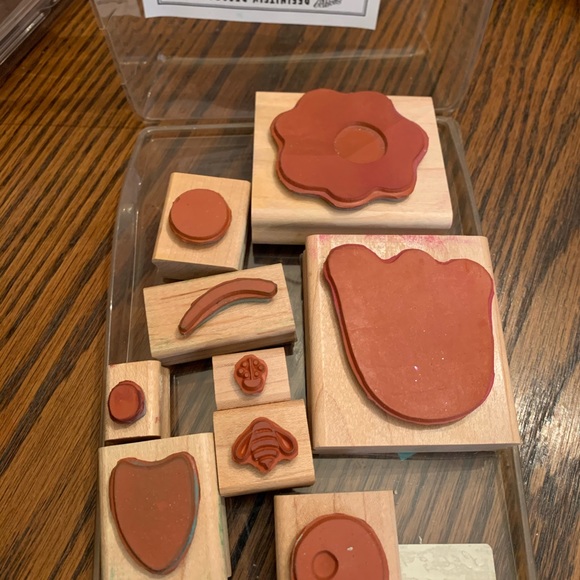 Posy and Bee rubber stamp set - Picture 4 of 4